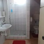 Sarvari Vendeghaz Pecs,hosszuheteny Hosszuheteny